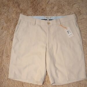 Peter Millar Men's Cream Flat Front Shorts